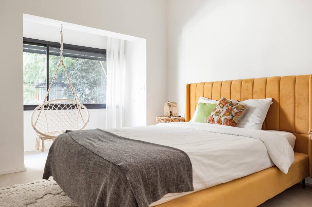 Renovated Large 3Rm Apartment 5 Min From The Beach เทลอาวีฟ ภายนอก รูปภาพ
